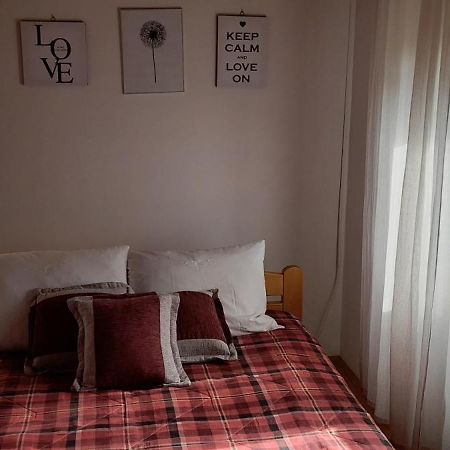 希贝尼克Direkt Na Moru - Bungalov公寓 外观 照片