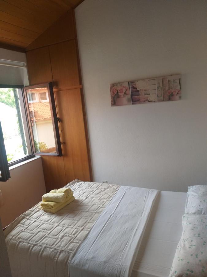 希贝尼克Direkt Na Moru - Bungalov公寓 外观 照片