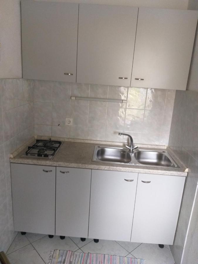 希贝尼克Direkt Na Moru - Bungalov公寓 外观 照片